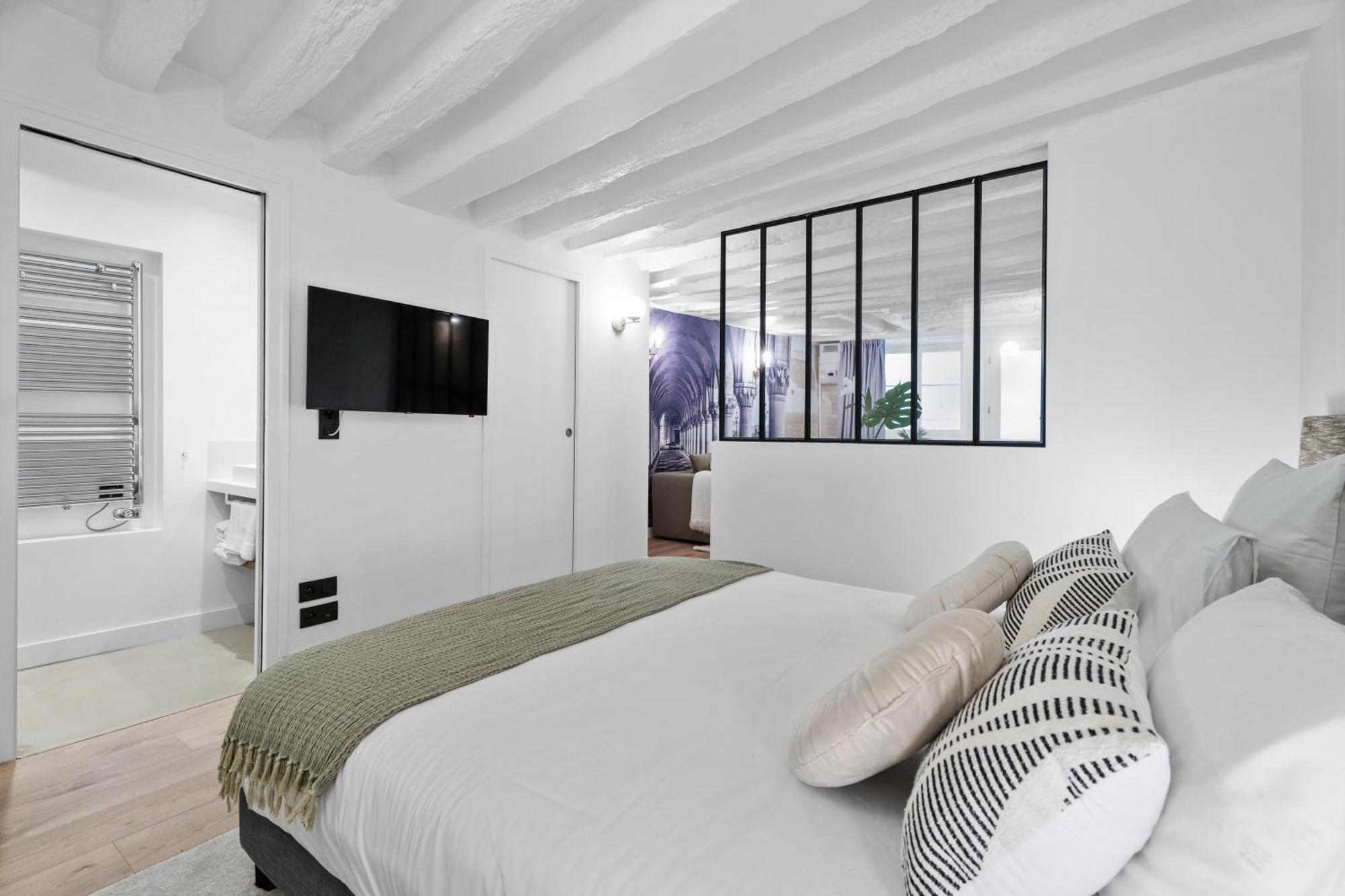 Appartement Quartier Notre Dame à Paris Extérieur photo