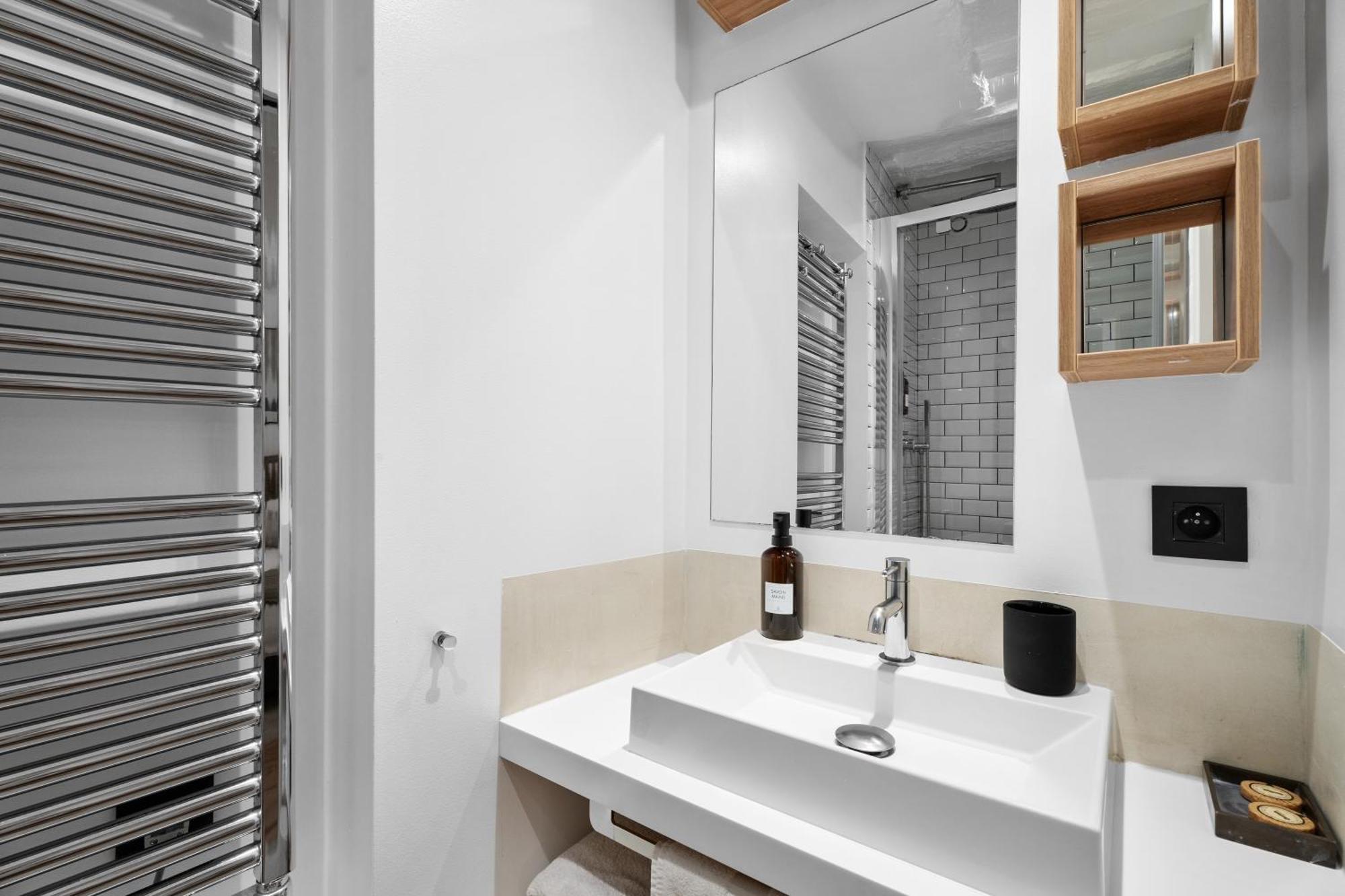 Appartement Quartier Notre Dame à Paris Extérieur photo